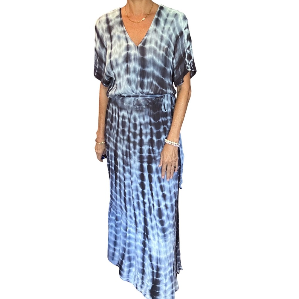 Knox Rose Rayon Blue White Tie Dye V-Neck Maxi Dress Short Sleeve Boho Belted - Picture 4 of 13